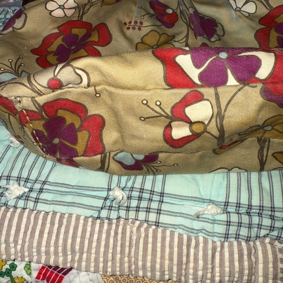 Fossil Floral Red and Cream Women's Bag. (BT 1) - Picture 8 of 13